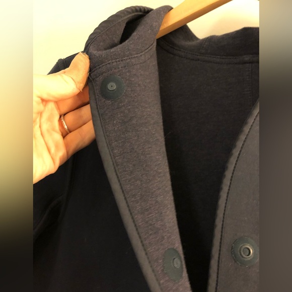 Lululemon Urban Horizon Reversible jacket Medium - Picture 6 of 13